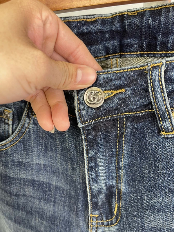 ブランドジーンズ全体デザイン